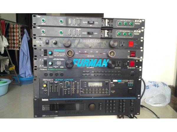 《出售》FURMAN PL8 滤波电源 Lexicon 300混响 SONY DPS-D7 效果器 耳放