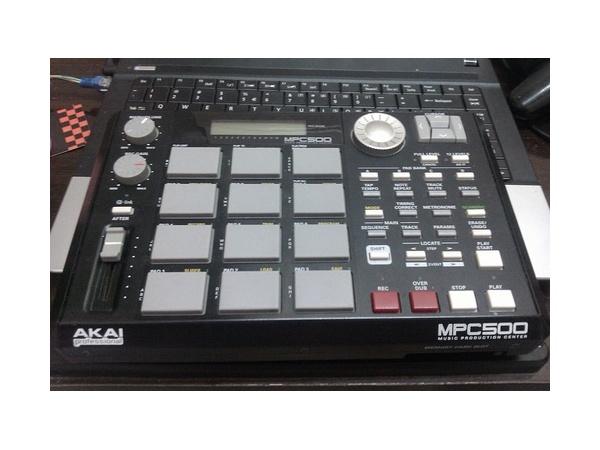 AKAI - MPC500